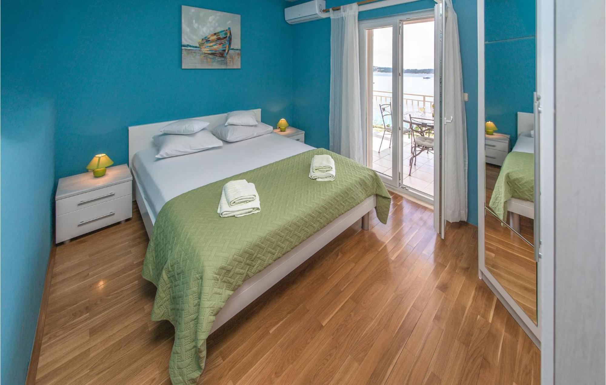 3 Bedroom Lovely Home In Plat Mlini Kültér fotó